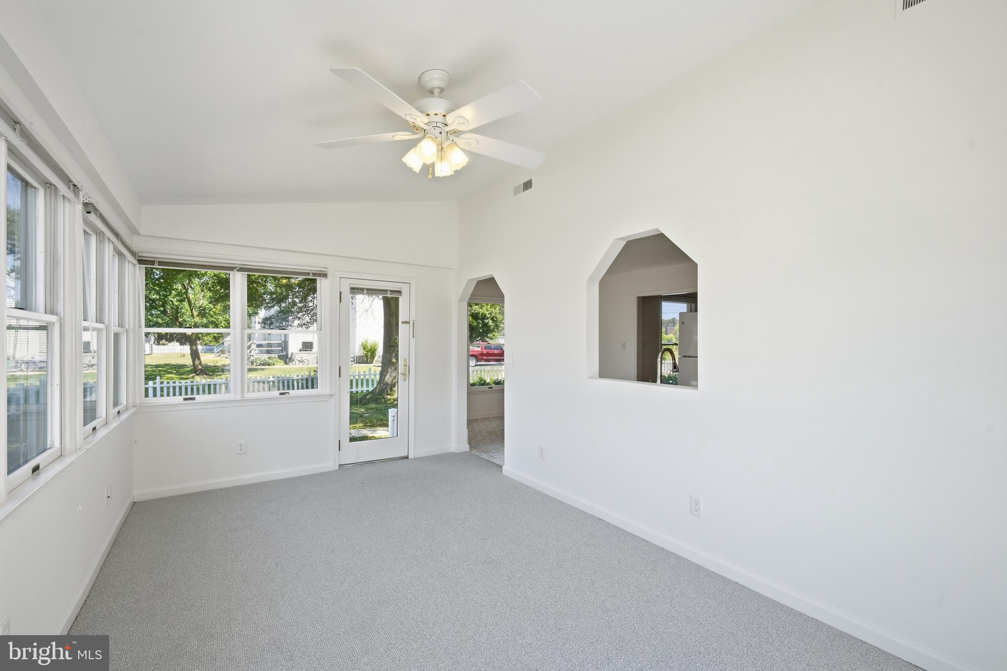 105 PIER STREET E