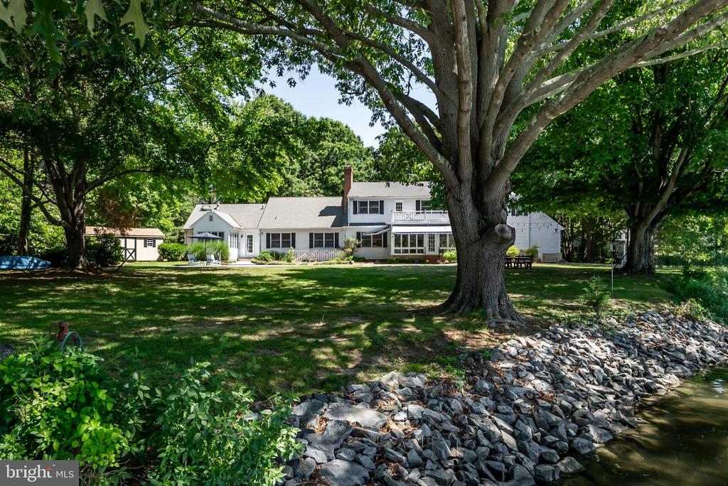 7272 WAVERLY ISLAND ROAD
