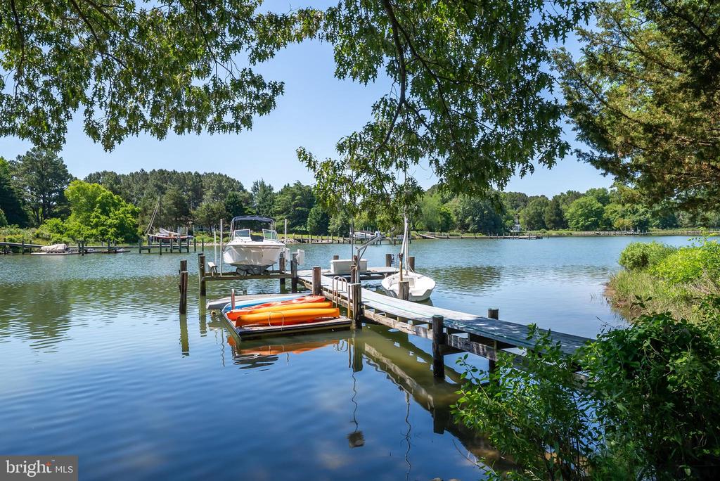 7272 WAVERLY ISLAND ROAD