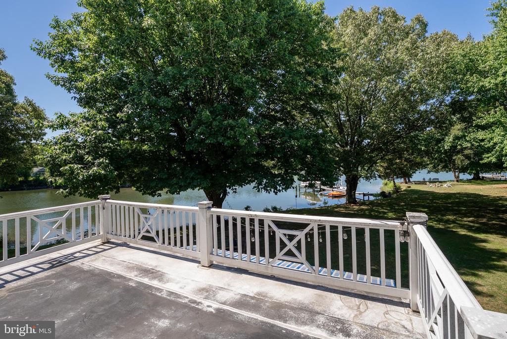 7272 WAVERLY ISLAND ROAD