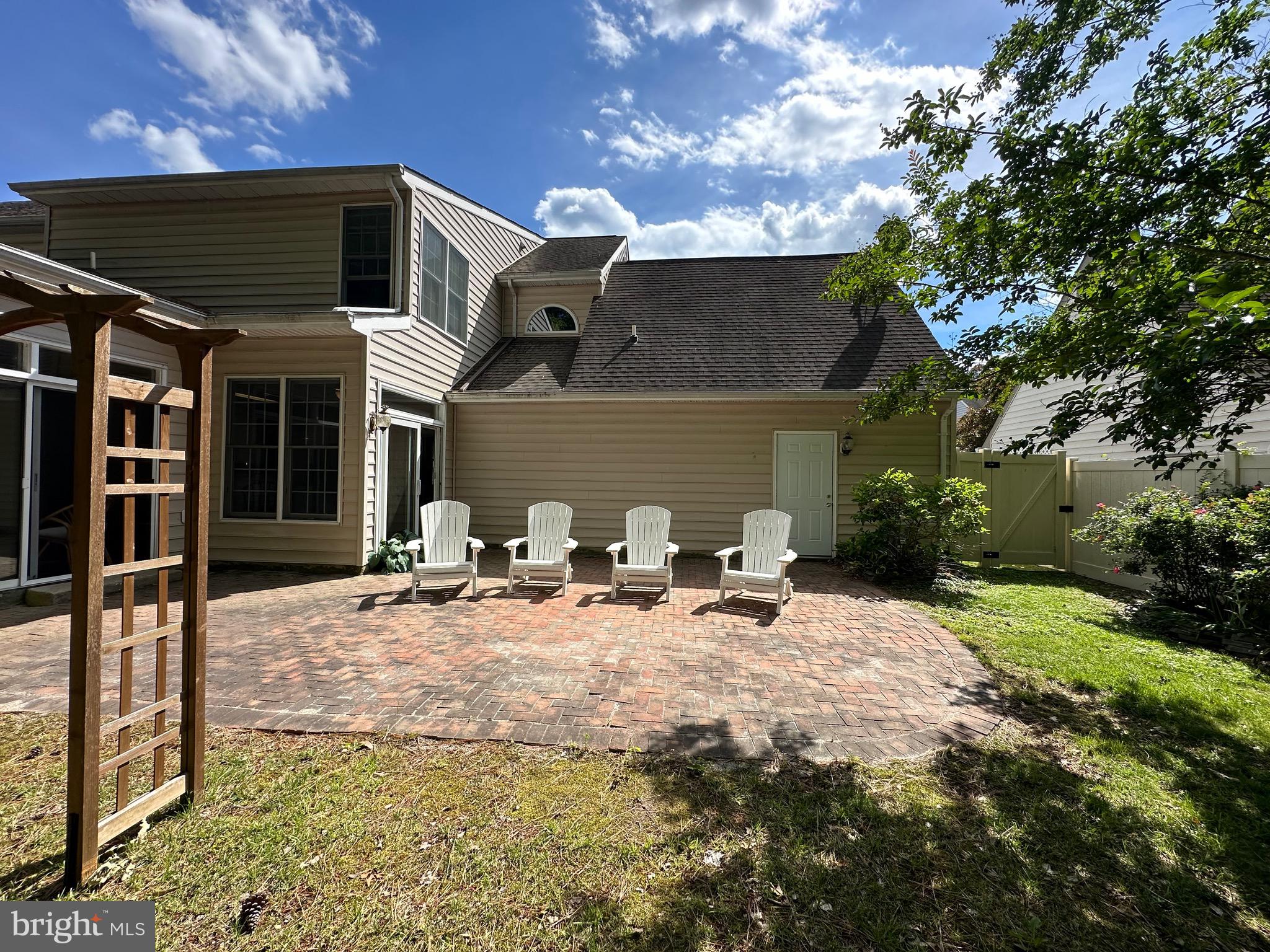 28405 PINEHURST CIRCLE