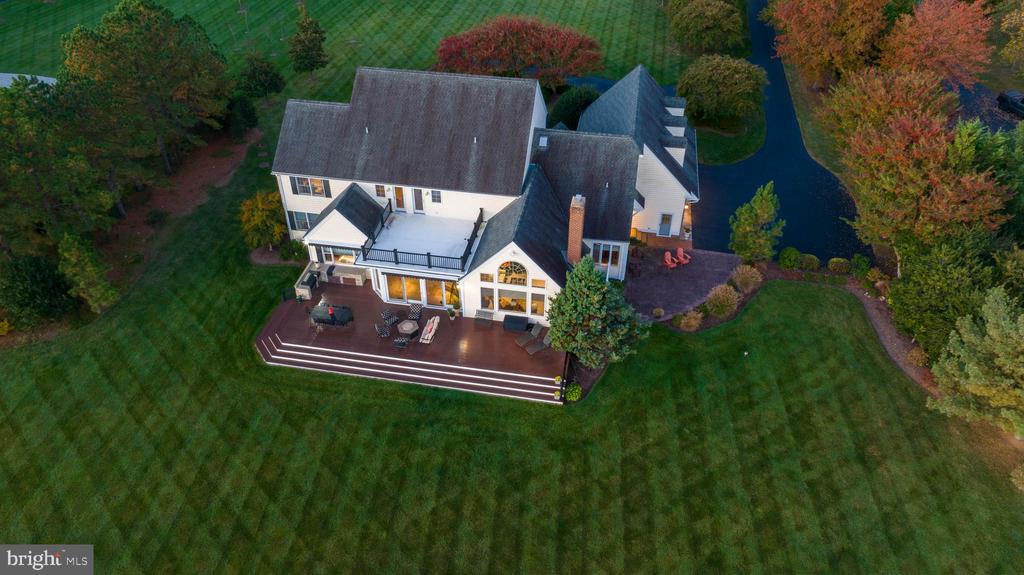 24678 NEW POST ROAD