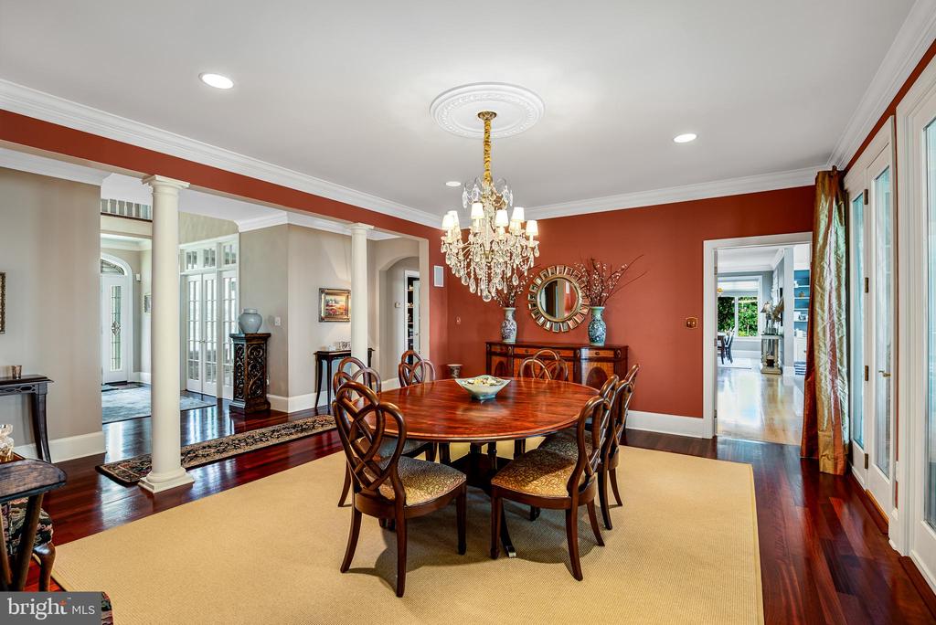 24678 NEW POST ROAD
