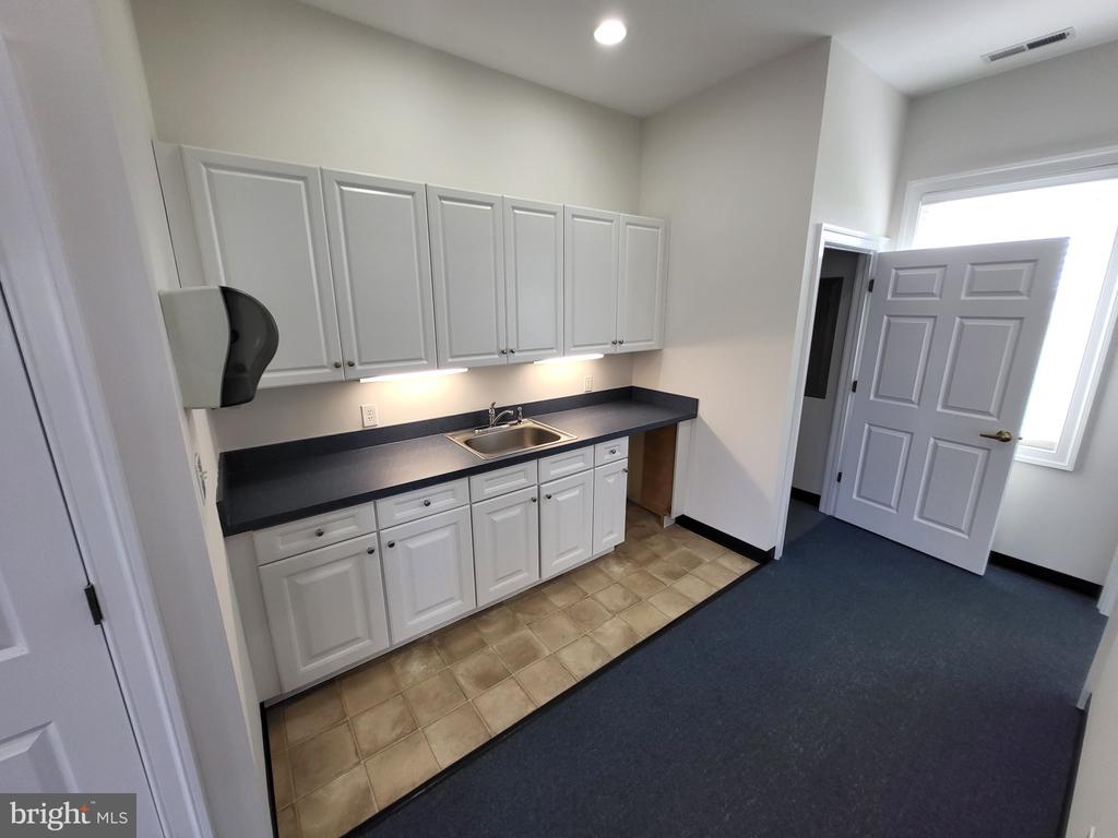 8626 S BROOKS DRIVE 206