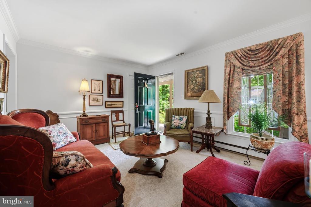 29183 PIN OAK WAY