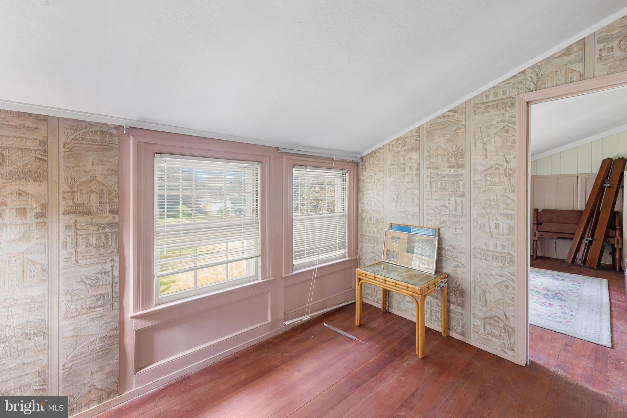 28630 EDGEMERE ROAD