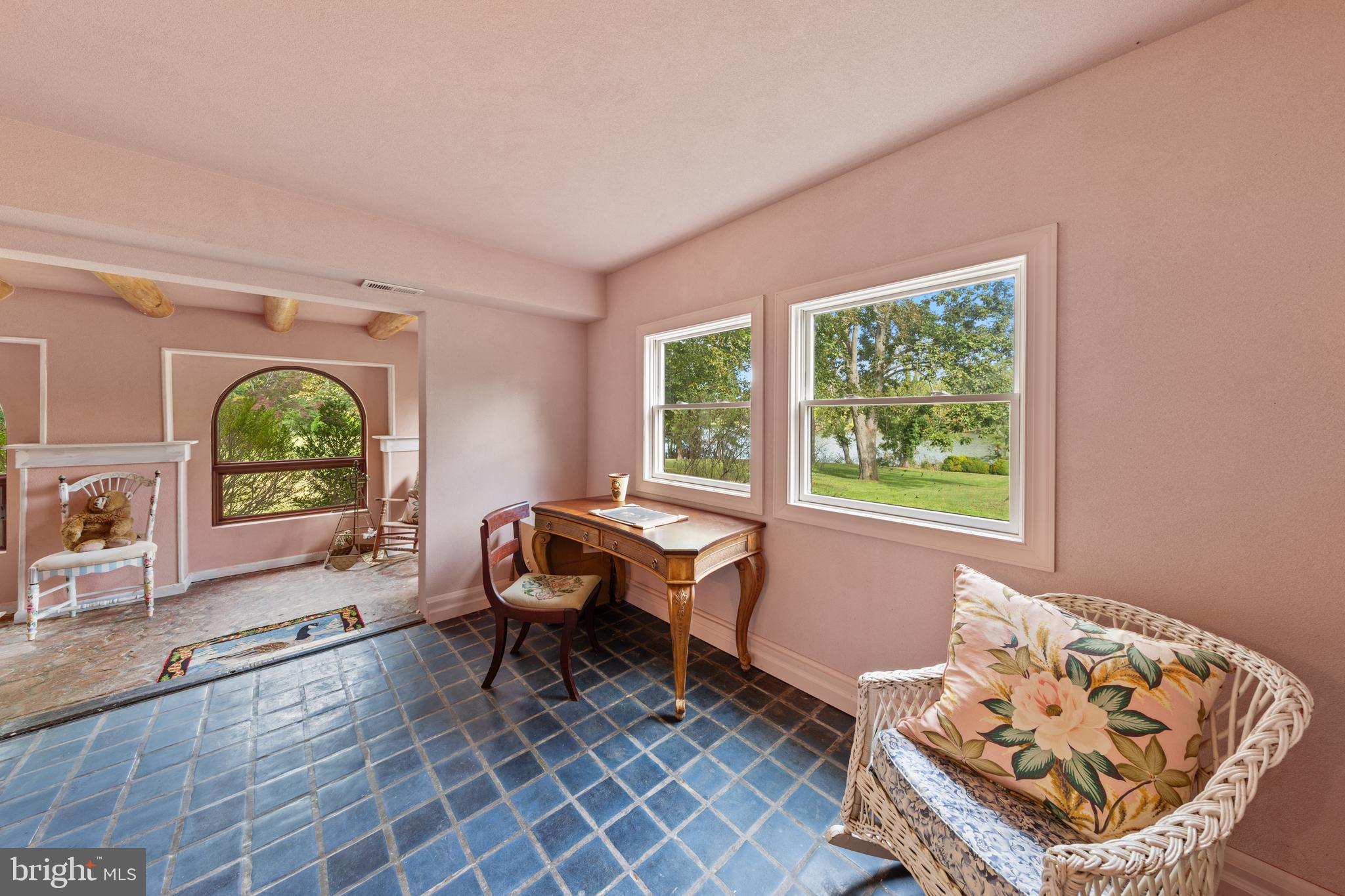 28630 EDGEMERE ROAD