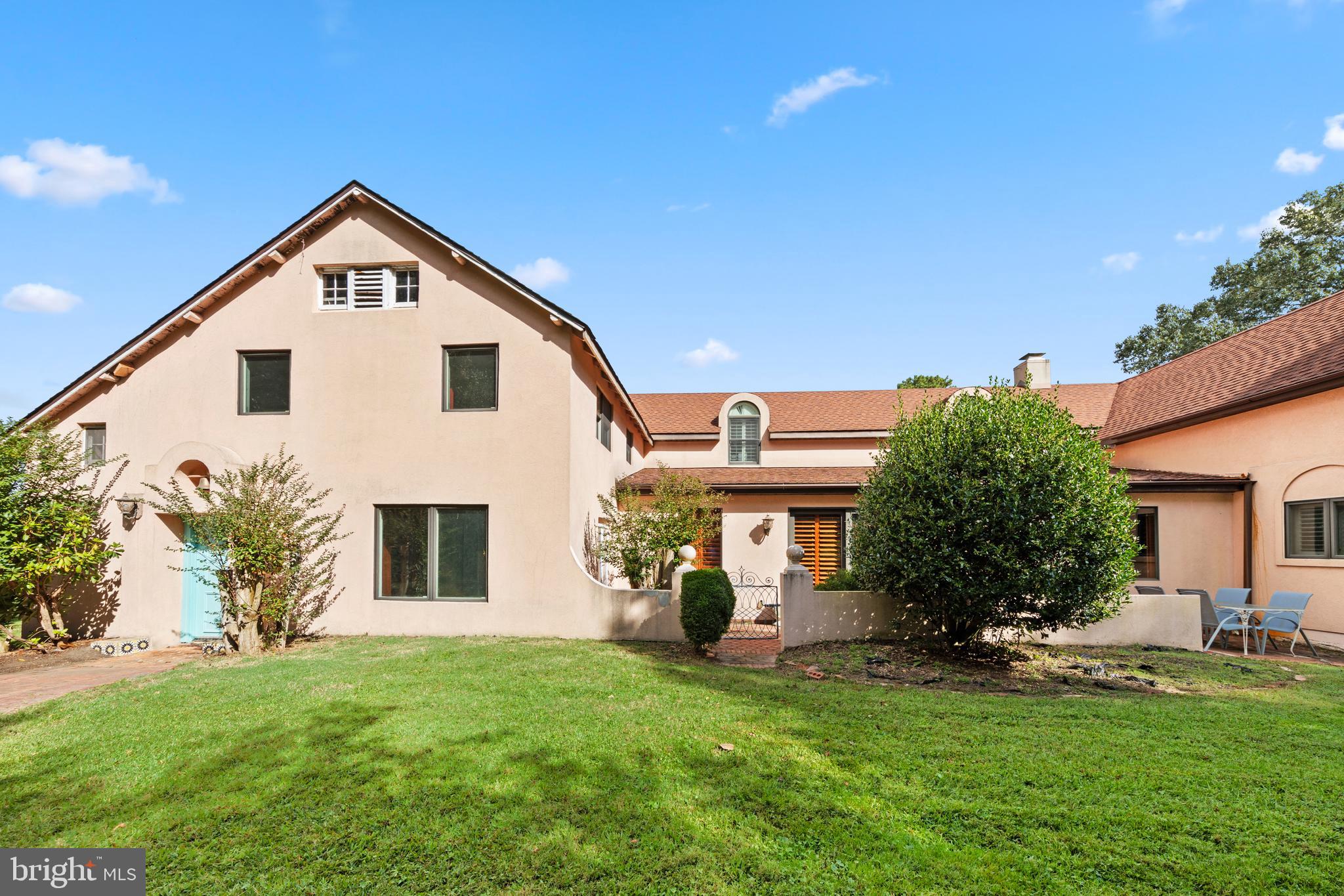 28630 EDGEMERE ROAD
