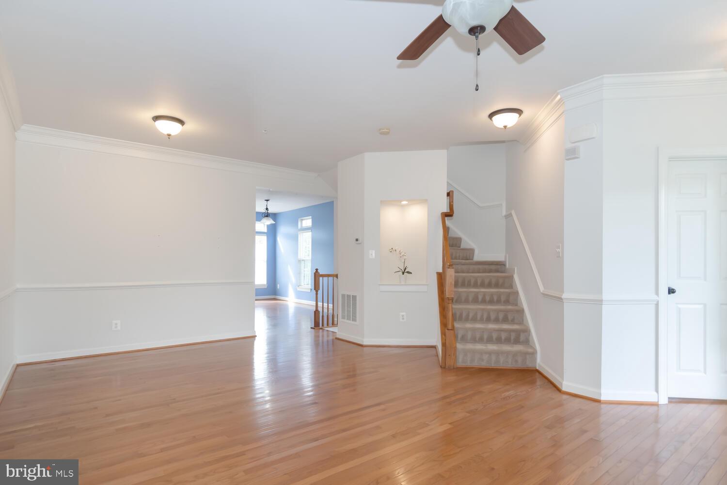 300 DIXON STREET 308