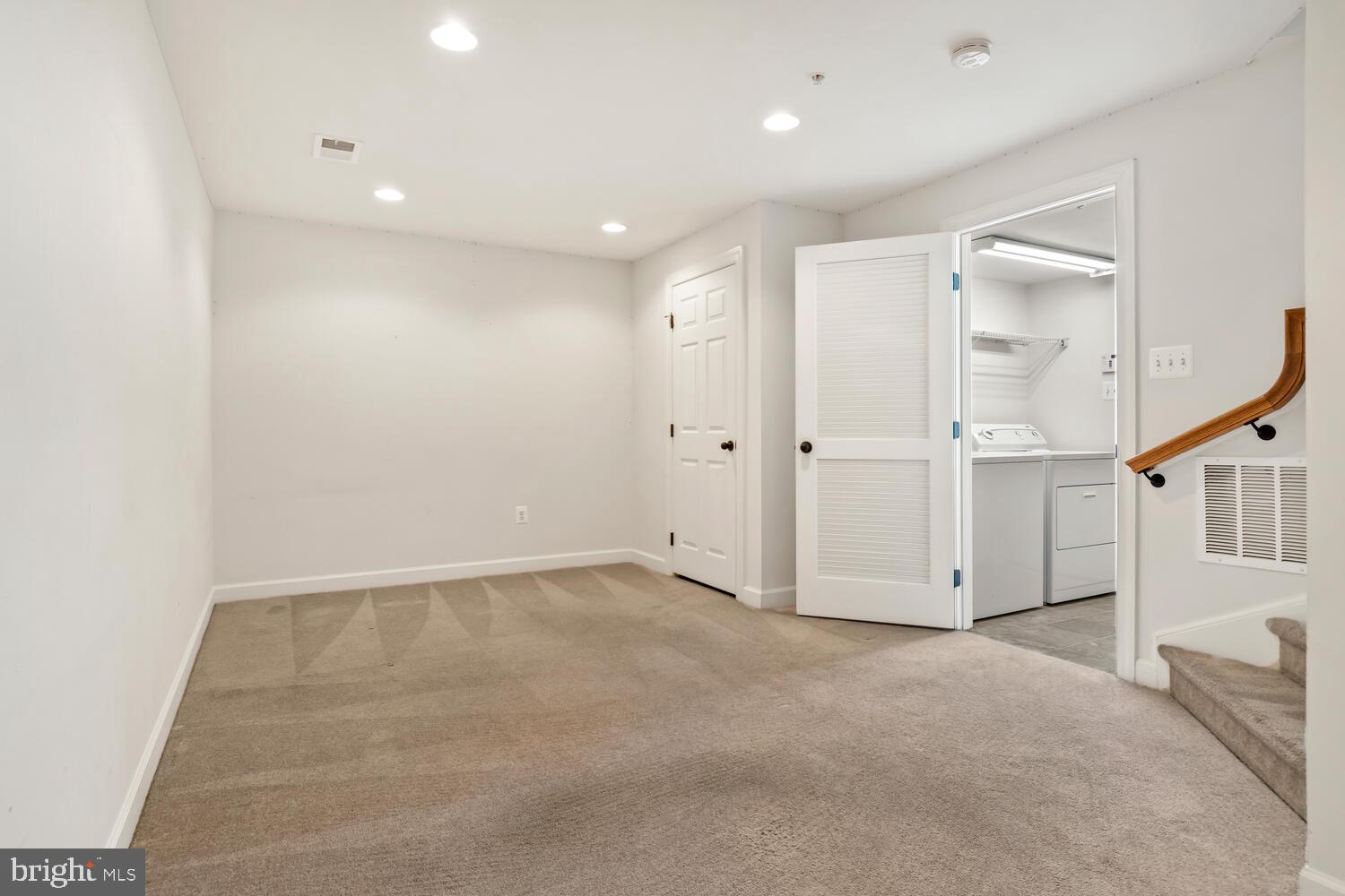 300 DIXON STREET 308