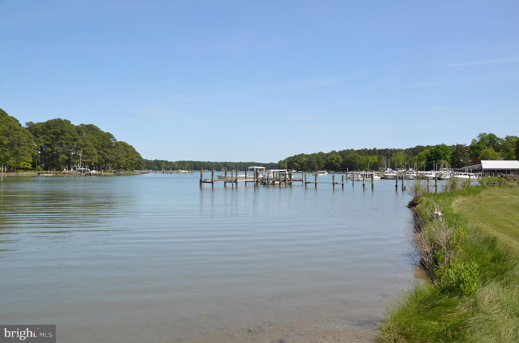 COOPER POINT ROAD