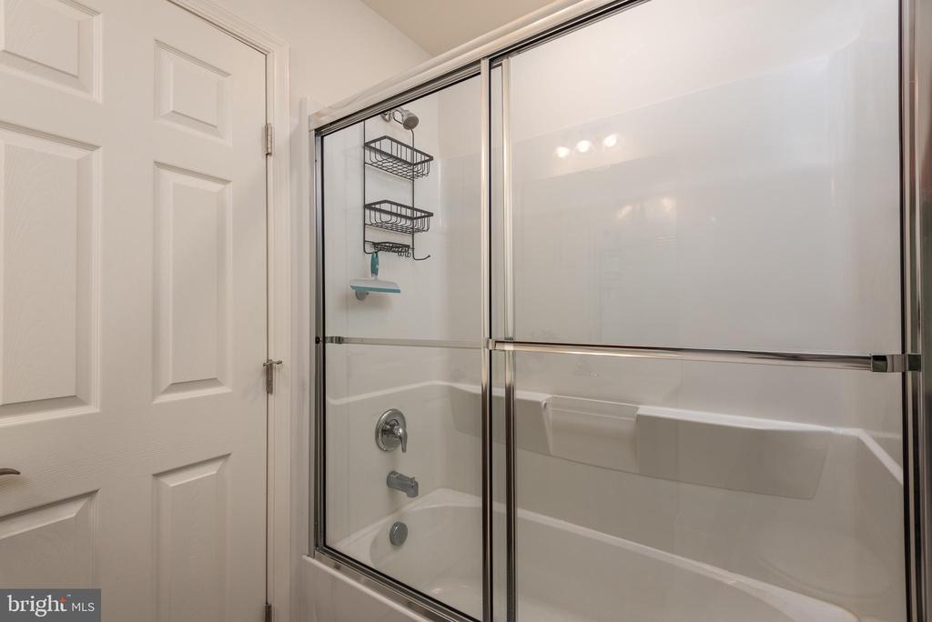 408 CROWBERRY CIRCLE
