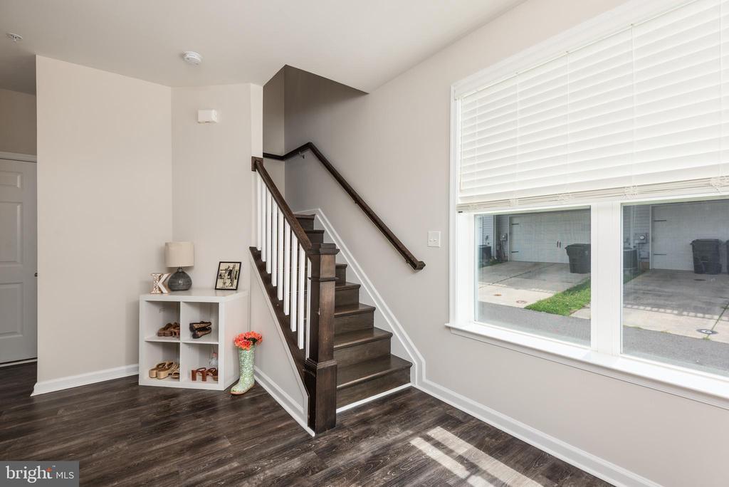 408 CROWBERRY CIRCLE