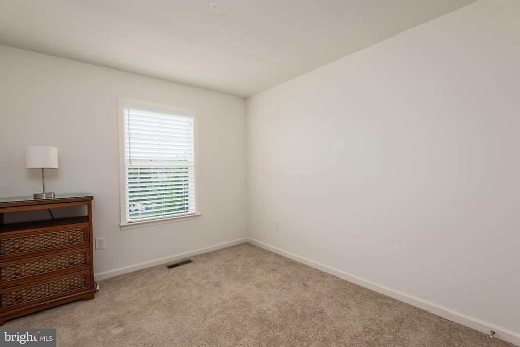 408 CROWBERRY CIRCLE