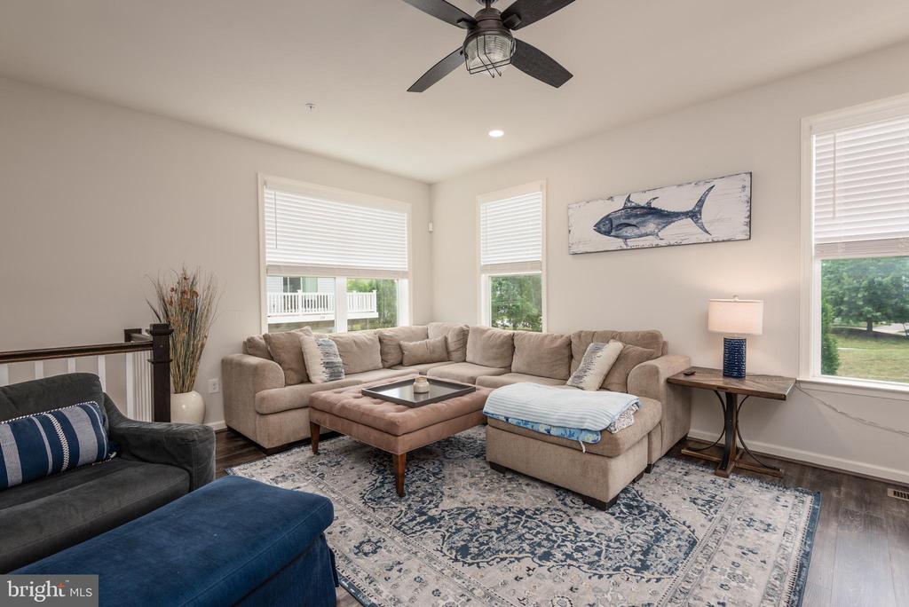 408 CROWBERRY CIRCLE