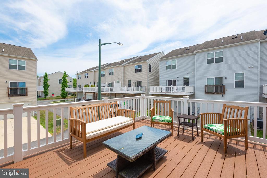 408 CROWBERRY CIRCLE
