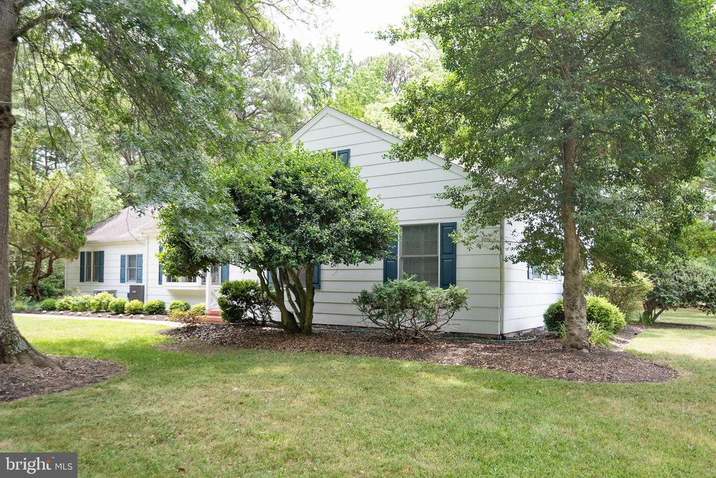 4794 SAILORS LANE