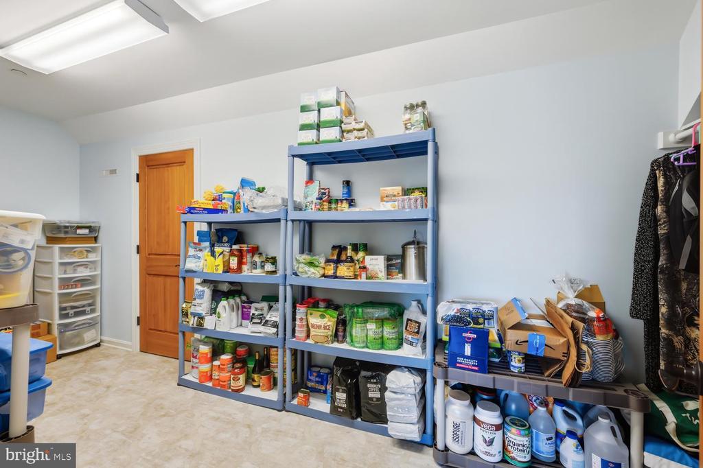 28674 EDGEMERE ROAD