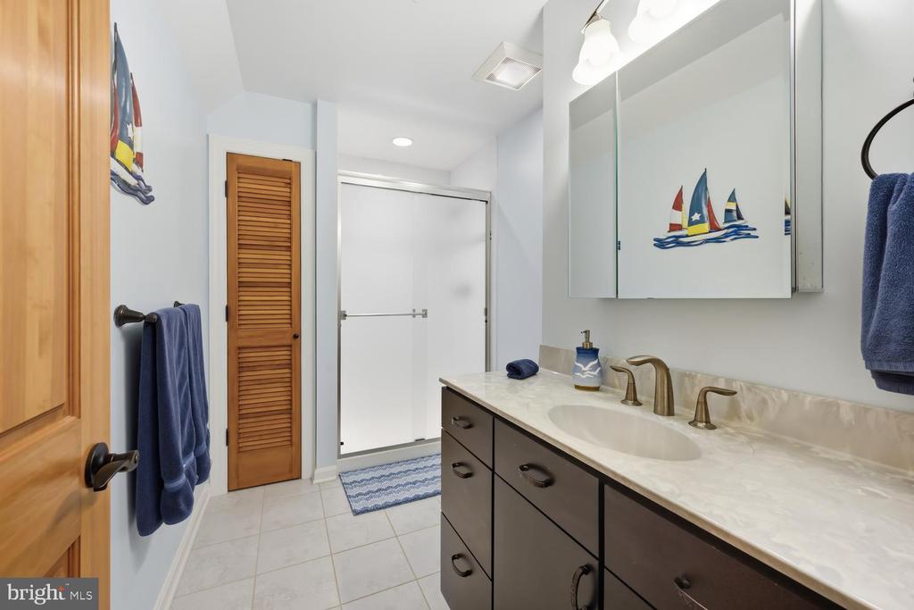 28674 EDGEMERE ROAD