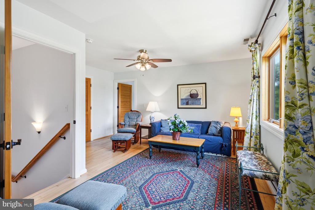 28674 EDGEMERE ROAD