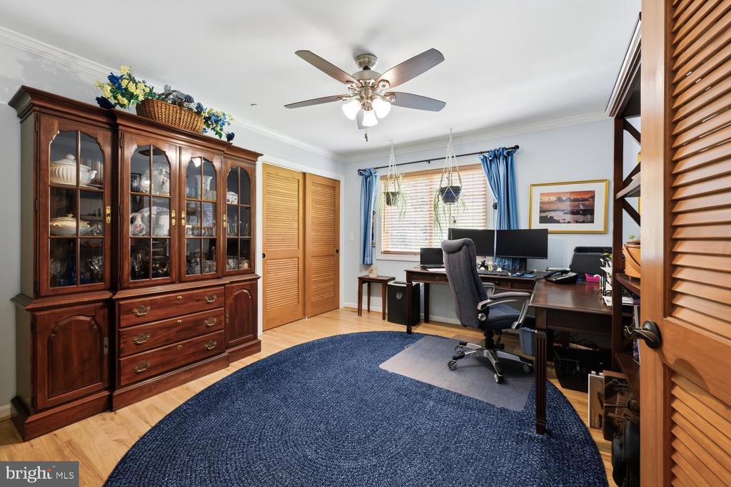 28674 EDGEMERE ROAD