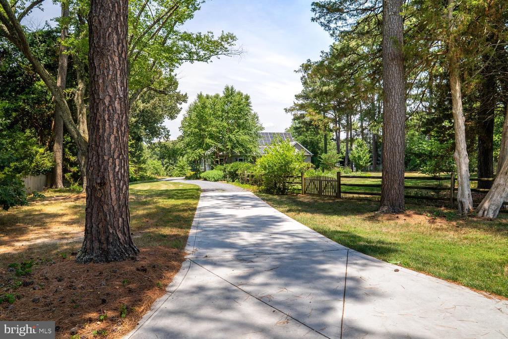 28674 EDGEMERE ROAD