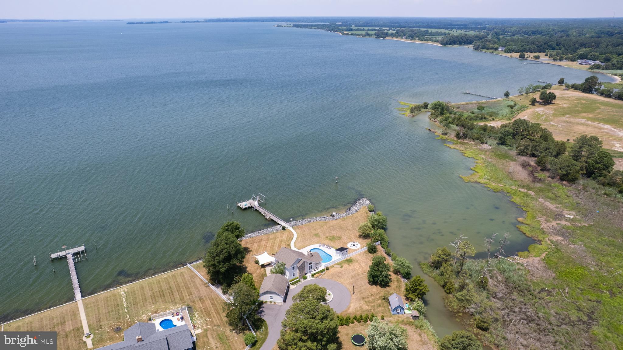 1724 FERRY POINT COURT