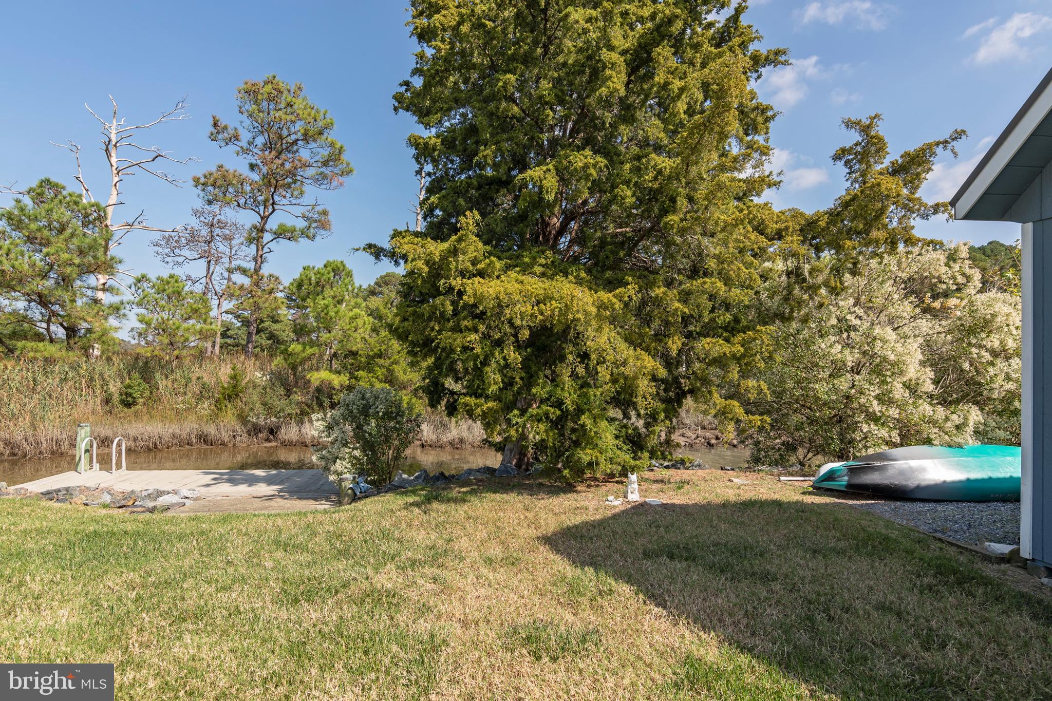 1724 FERRY POINT COURT