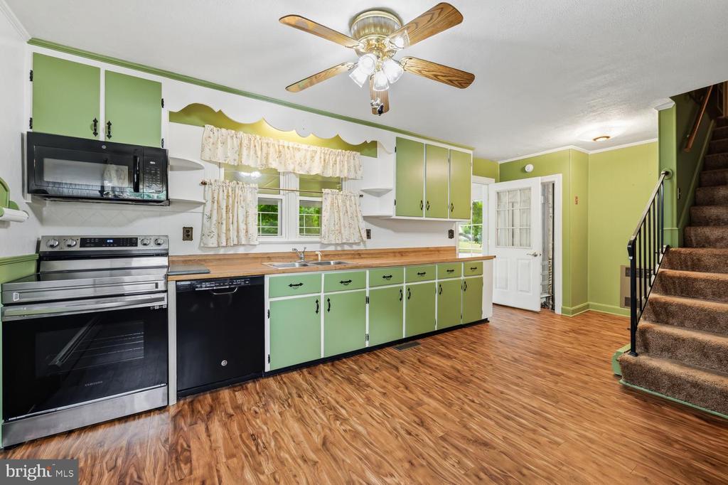 107 WRIGHTSON AVENUE