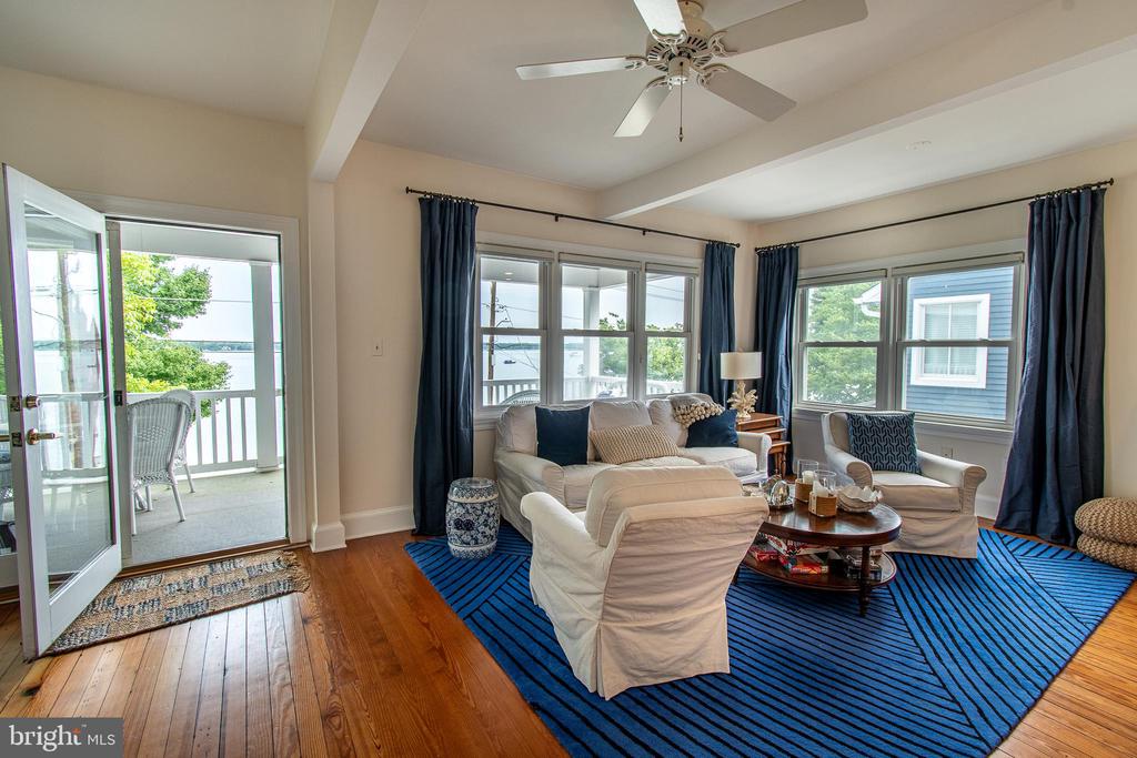 106 STRAND 2