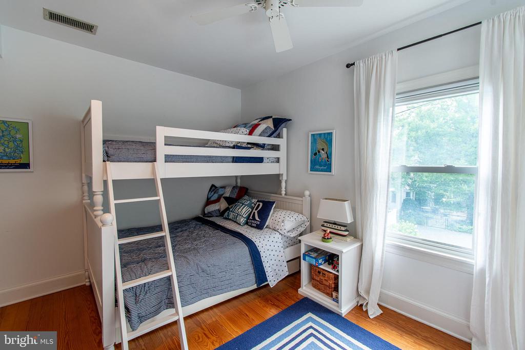106 STRAND 2