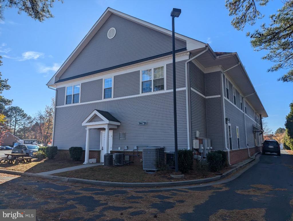 503 CYNWOOD DRIVE Unit: 1