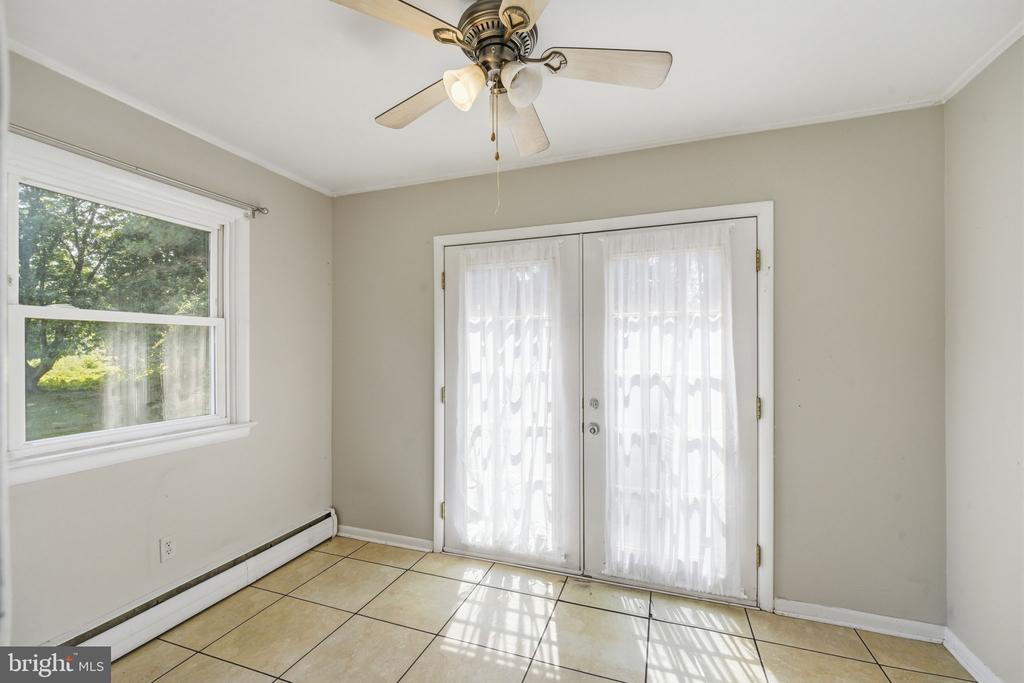 29328 DUTCHMANS LANE