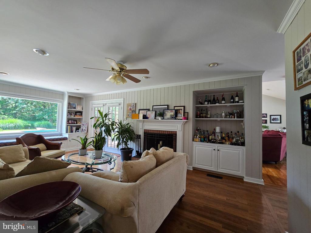 28091 OAKLANDS CIRCLE