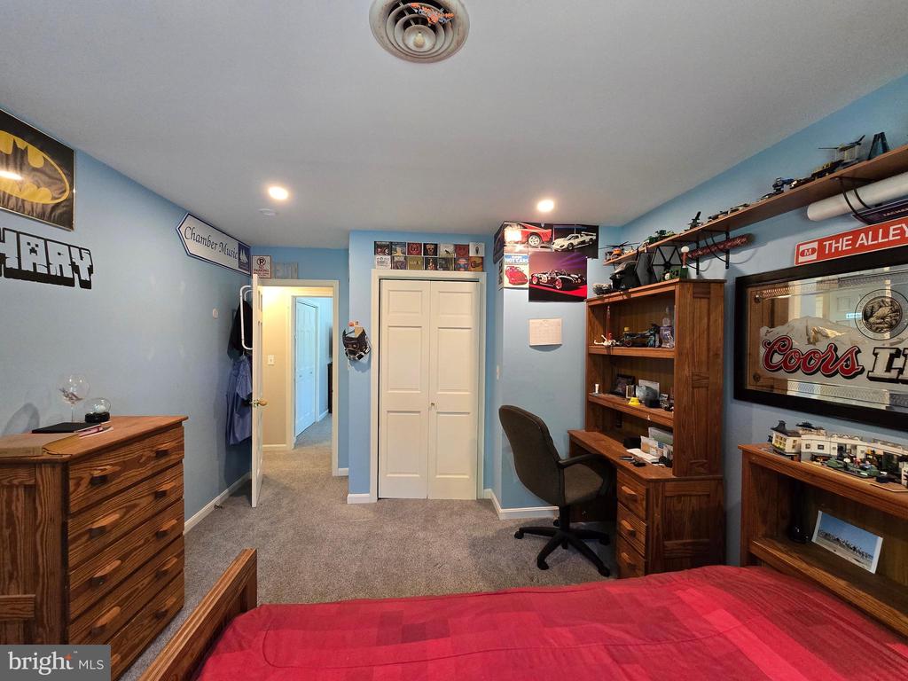 28091 OAKLANDS CIRCLE