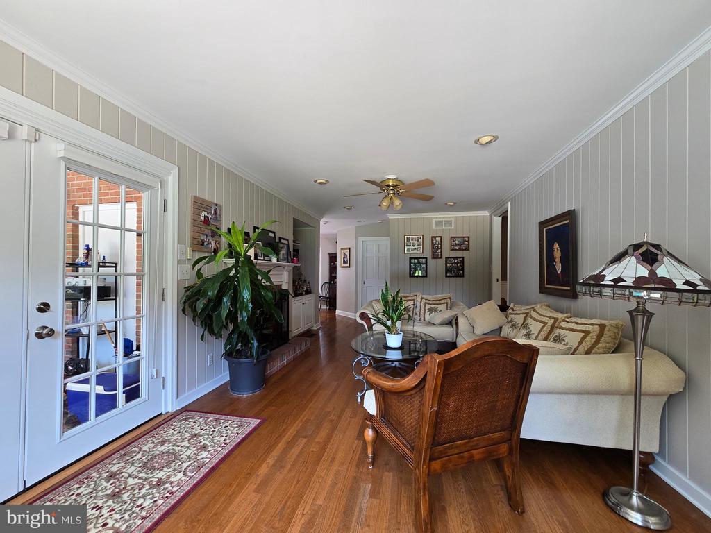 28091 OAKLANDS CIRCLE