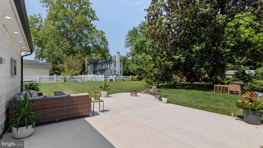 104 SYCAMORE AVENUE
