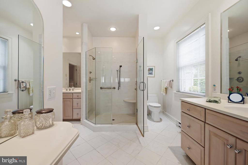 27877 BENT FARM LANE