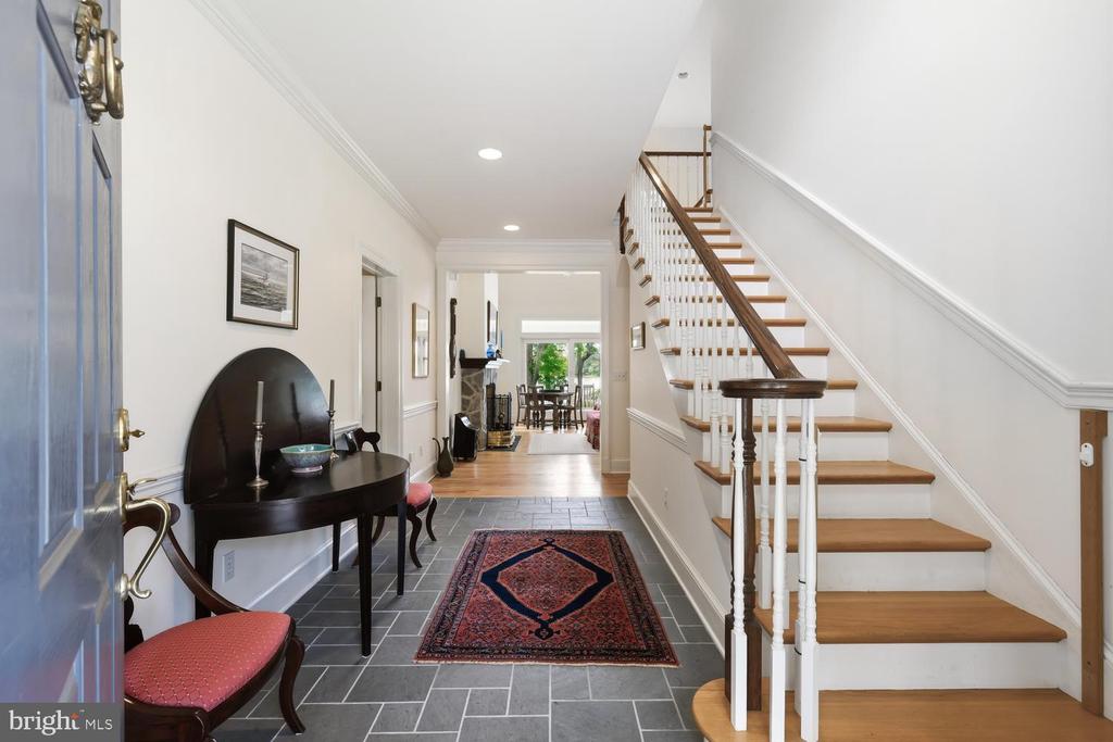 27877 BENT FARM LANE