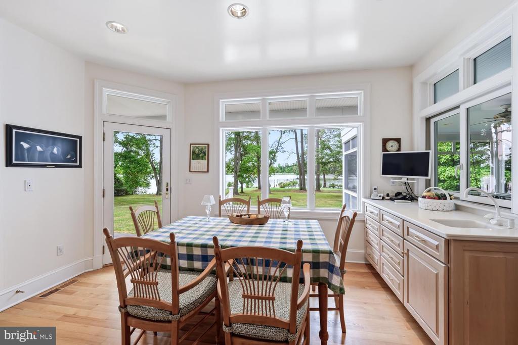 27877 BENT FARM LANE