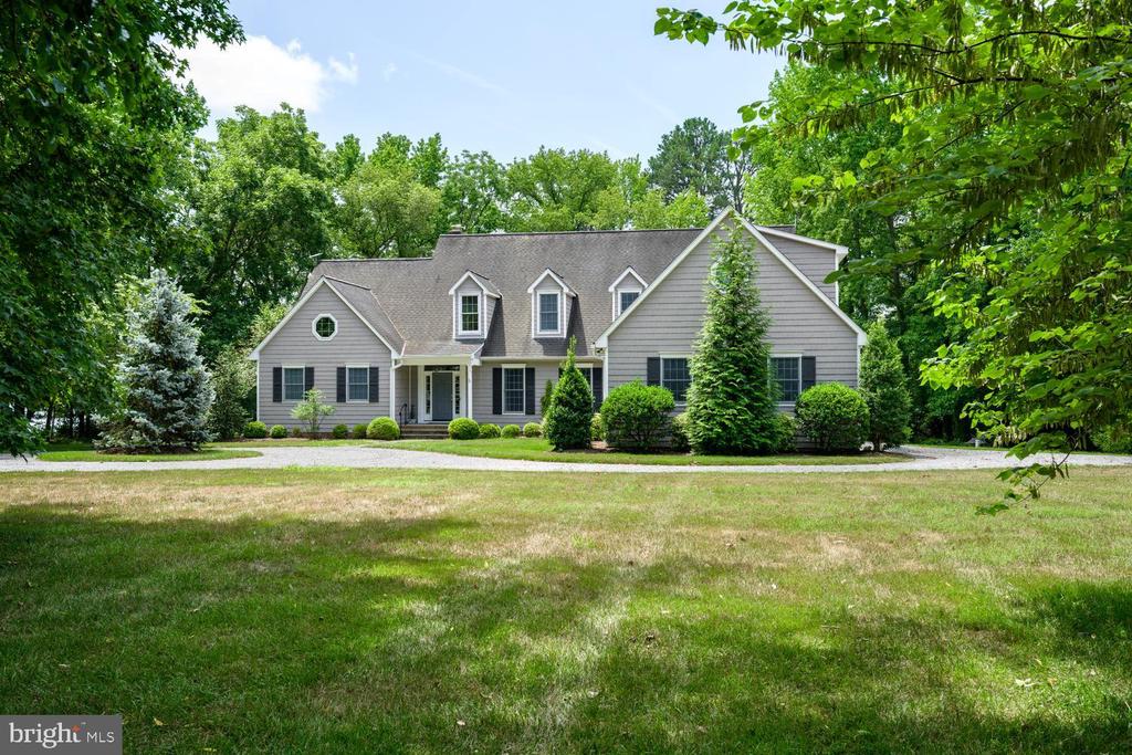 27877 BENT FARM LANE