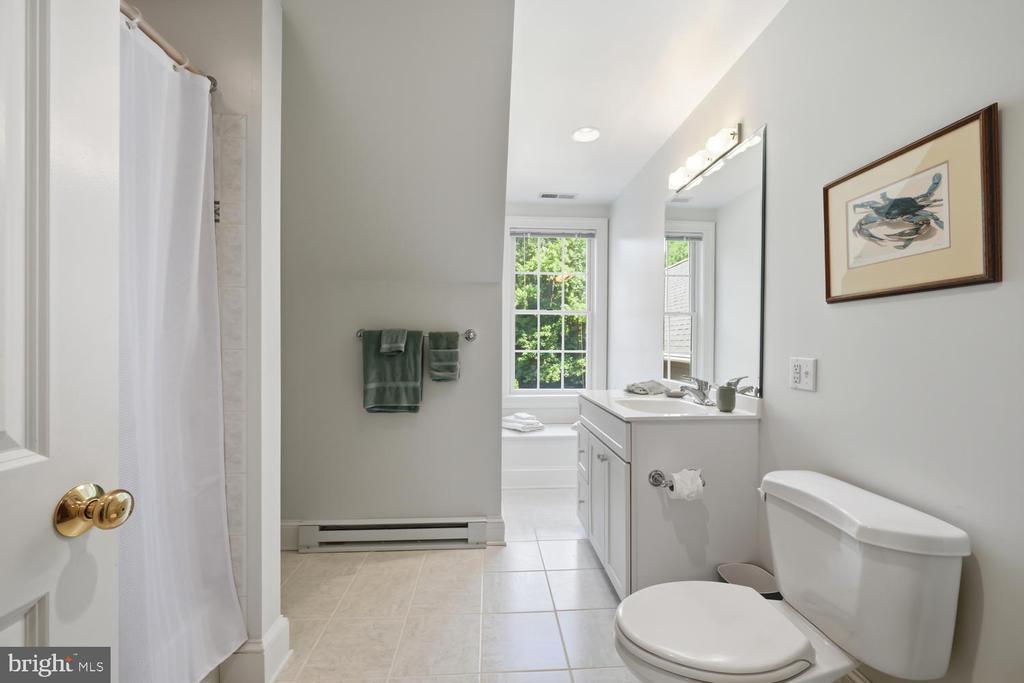 27877 BENT FARM LANE