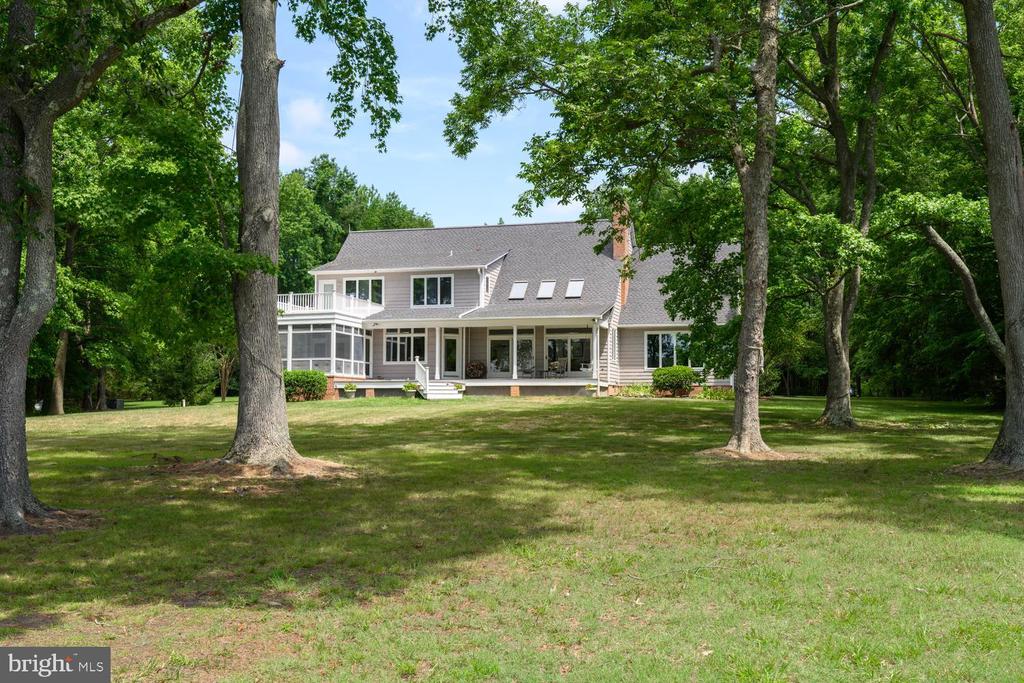 27877 BENT FARM LANE