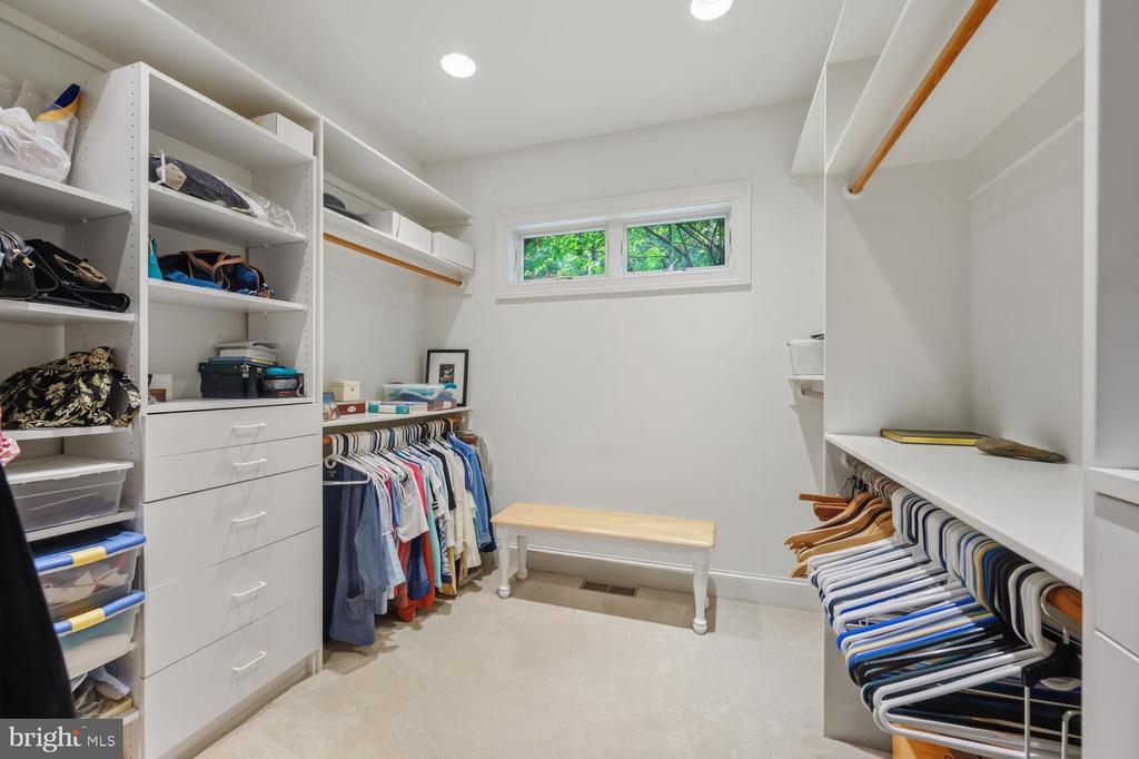 27877 BENT FARM LANE