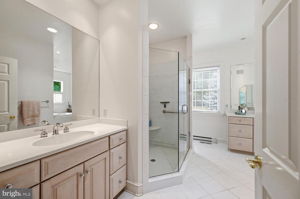 27877 BENT FARM LANE