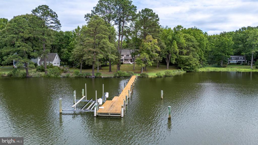 27877 BENT FARM LANE