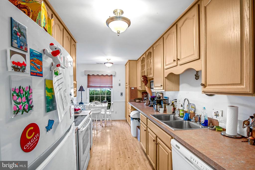 9531 QUAIL HOLLOW DRIVE Unit: 405