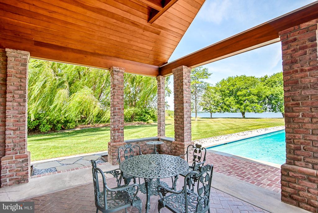 5381 MORGANS POINT DRIVE