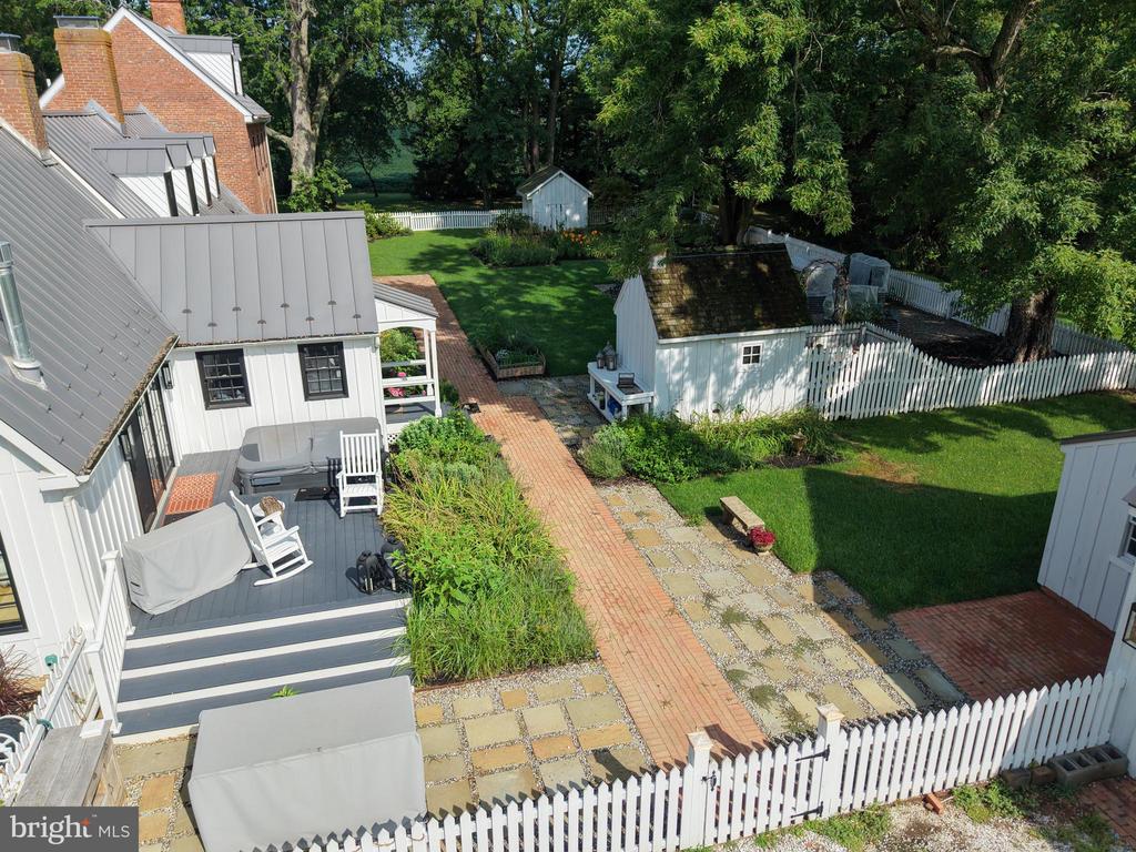 32137 DISCOVERY DRIVE