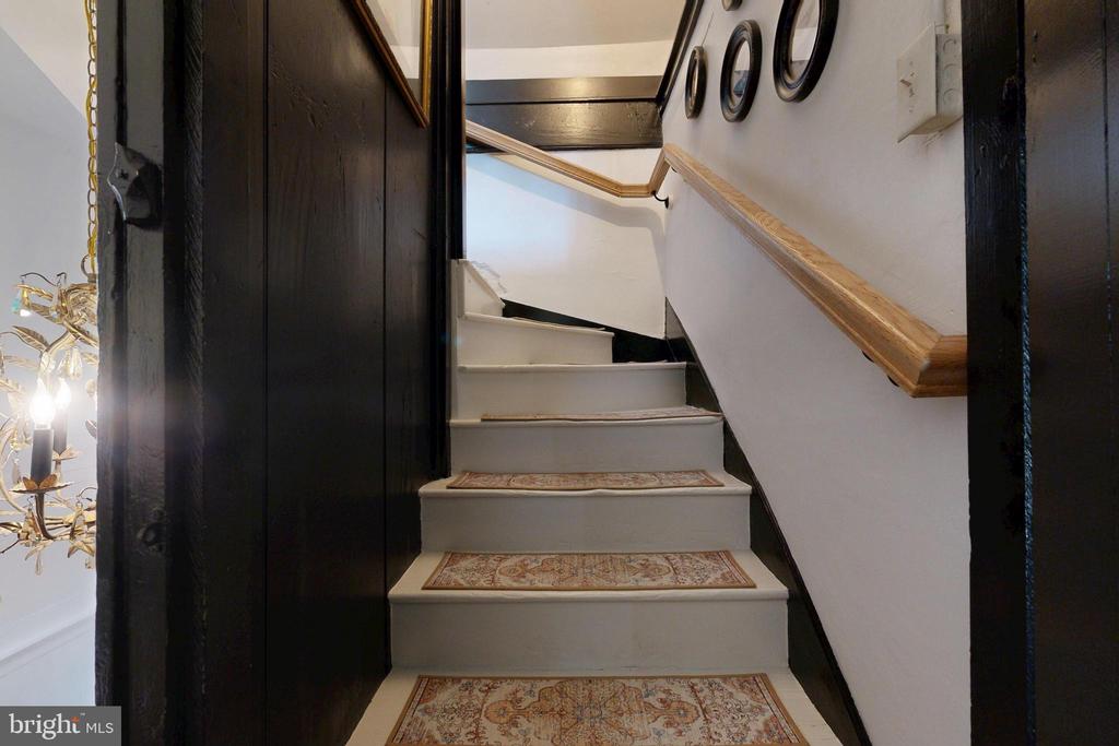 32137 DISCOVERY DRIVE
